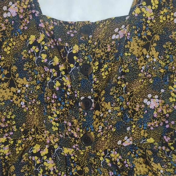 Urban Outfitters Paulina Floral Square Neck Romper, Color Black/Yellow Size SP - Picture 5 of 15